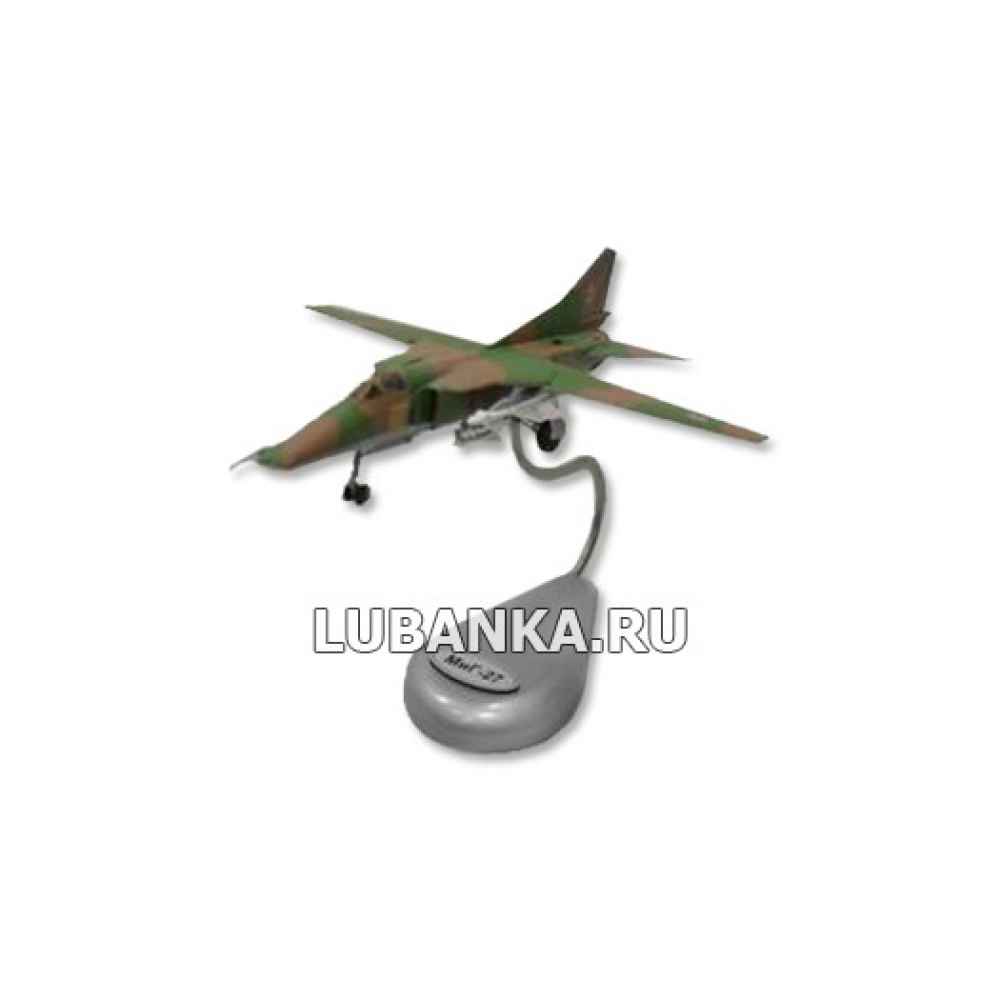 Модель самолёта «Миг-27» в масштабе 1:72